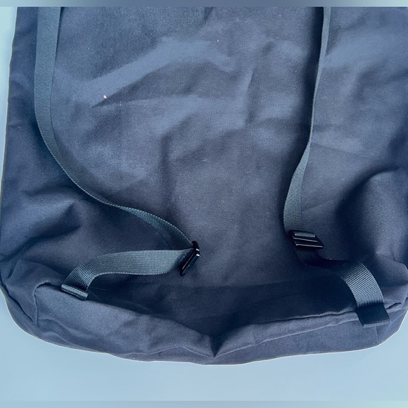 On Cloud Black Backpack - Picture 5 of 10